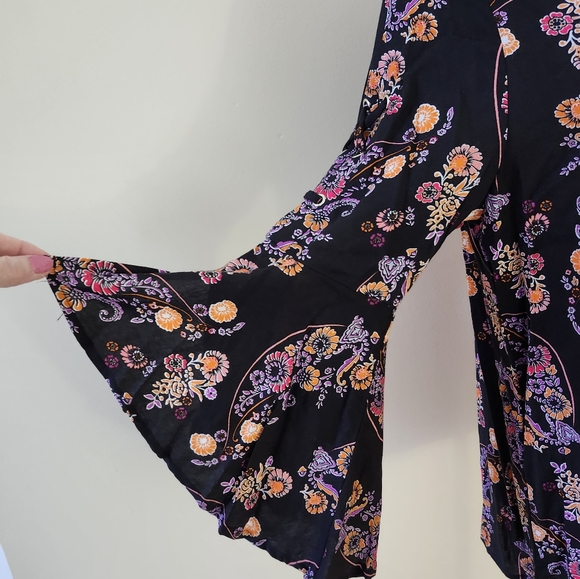 Harlow & Rose Bell Sleeve Boho Gypsie Top Size Large - Picture 2 of 6